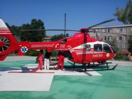 Elicopterul SMURD, solicitat la Pantelimon: o femeie a fost călcată de căruţă